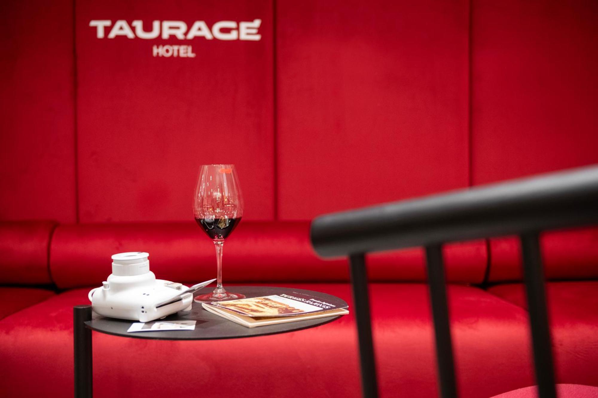Taurage Hotel 外观 照片